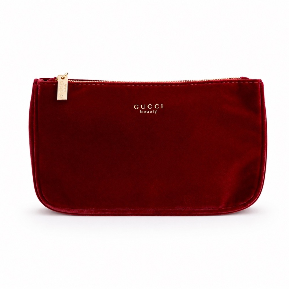 NWOT Gucci Beauty Velvet Cosmetic Pouch - Deep Red